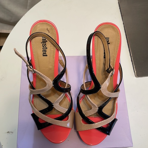 Fancy sandals - Picture 3 of 6